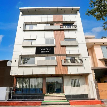 Super Townhouse Taj Nagri Phase 2 Formerly Grand Rivera Tajganj Exterior photo